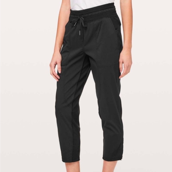 lululemon athletica Pants - Lulelemon Black Jogger Pants
